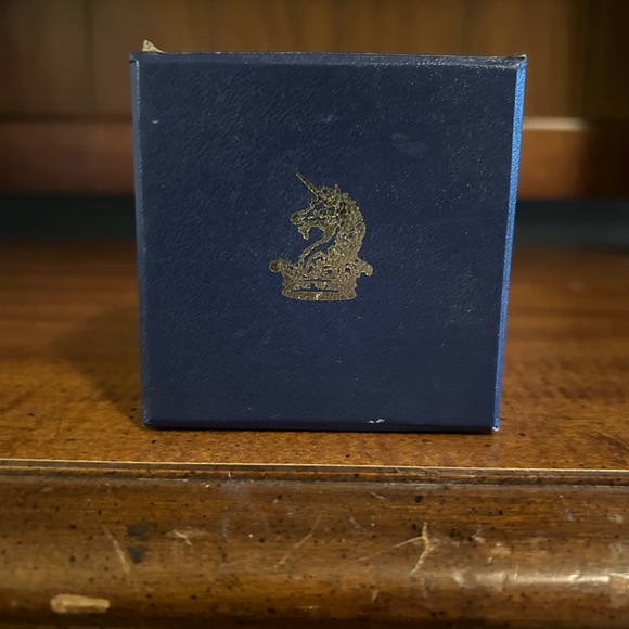 Trinket Box, Man On Horse England Alastor Enamels “Pride Comes Before Fall” - Picture 3 of 9